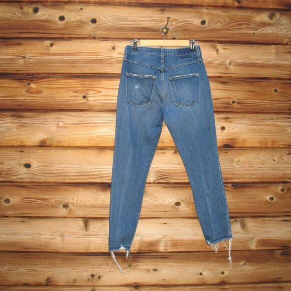 AMO Jeans High Rise Stix Crop Jeans - Picture 7 of 11